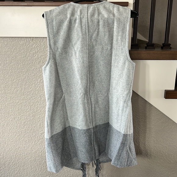 Vineyard Vines Wool Fringe Vest - Picture 5 of 5